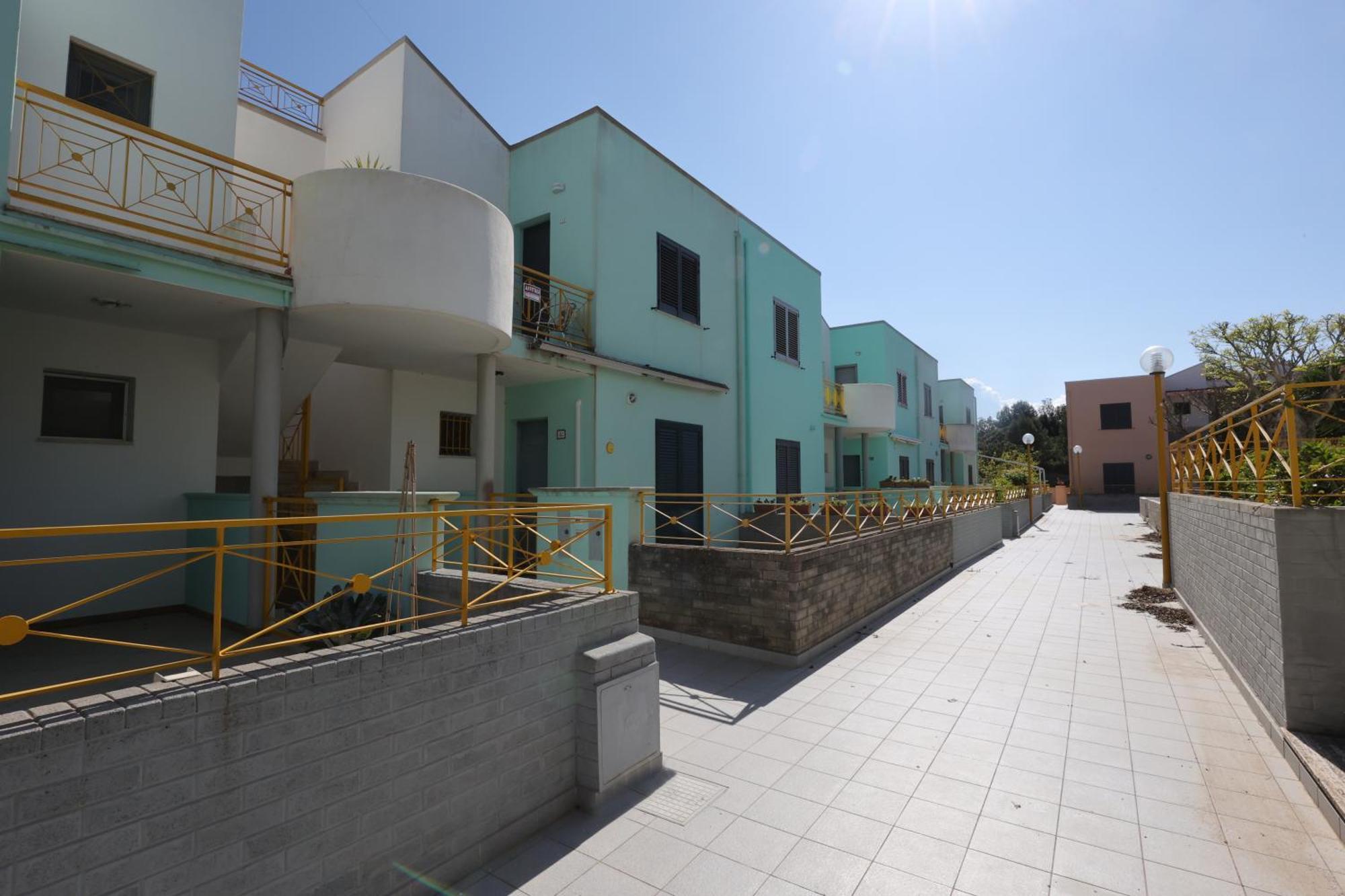 Casa Vacanze Lucia 토레 델 로소 외부 사진